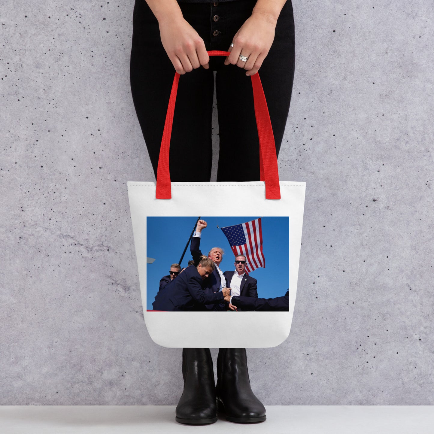 "The Greatest Photo" Tote Bag