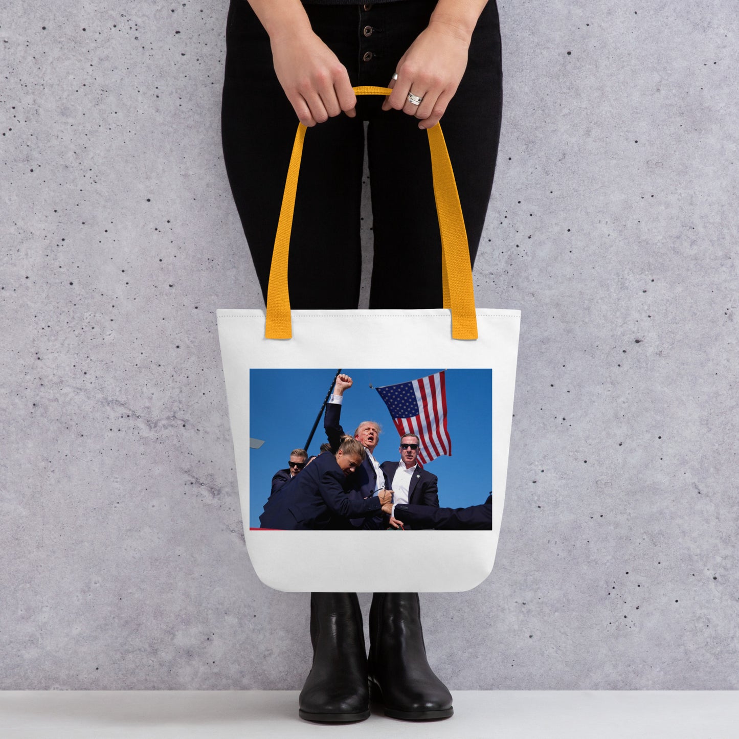 "The Greatest Photo" Tote Bag