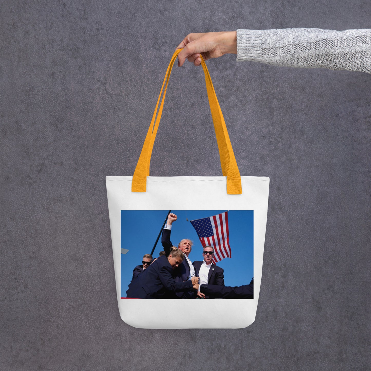 "The Greatest Photo" Tote Bag