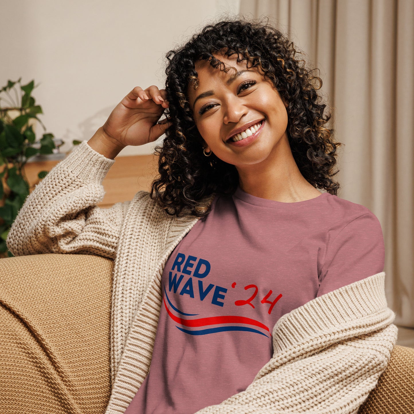 "Red Wave" Women's T-Shirt